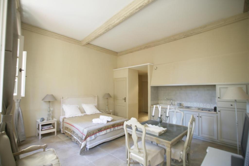 Le Couvent D'Herepian - Hotel & Spa Стая снимка